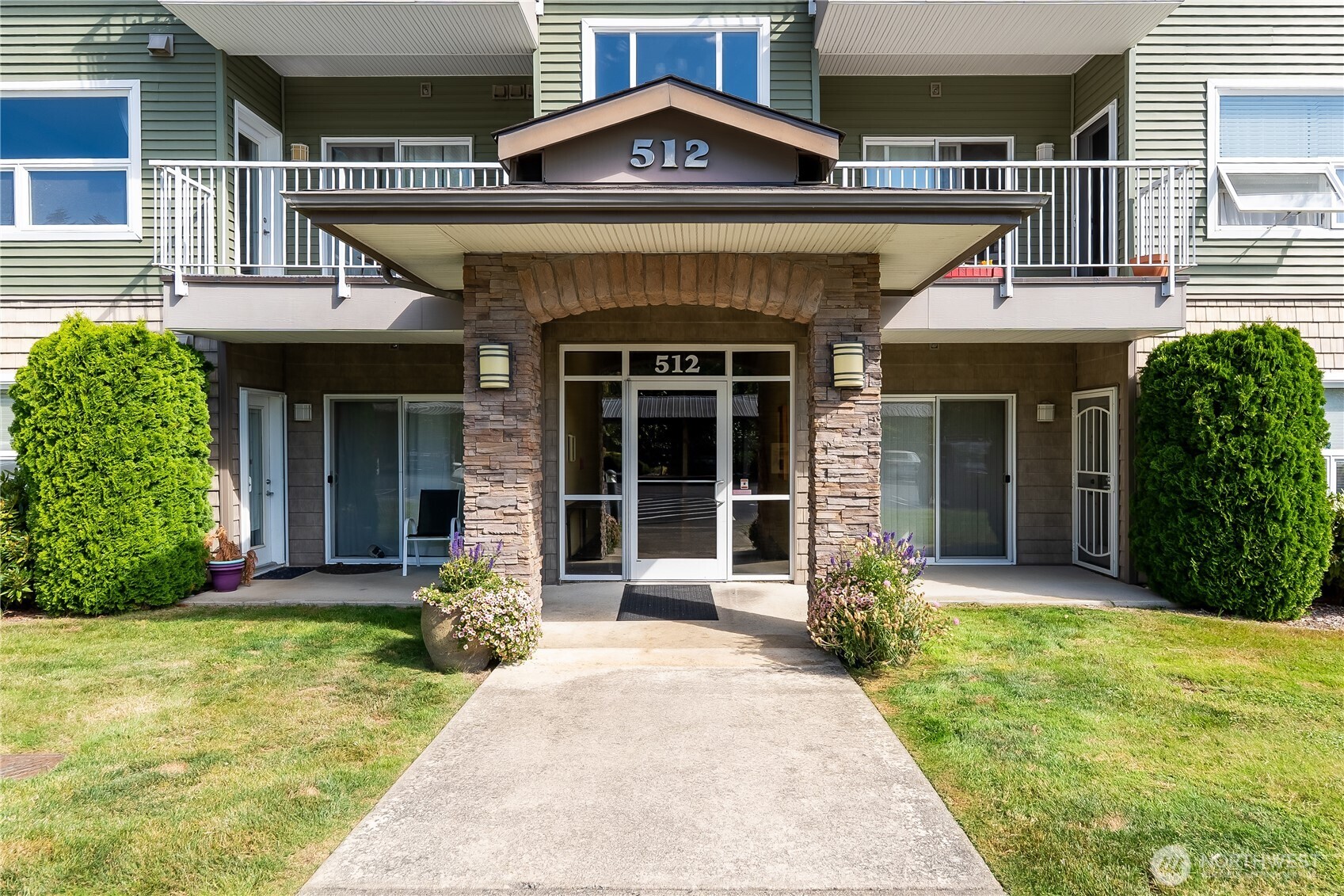 512 Darby Drive #306