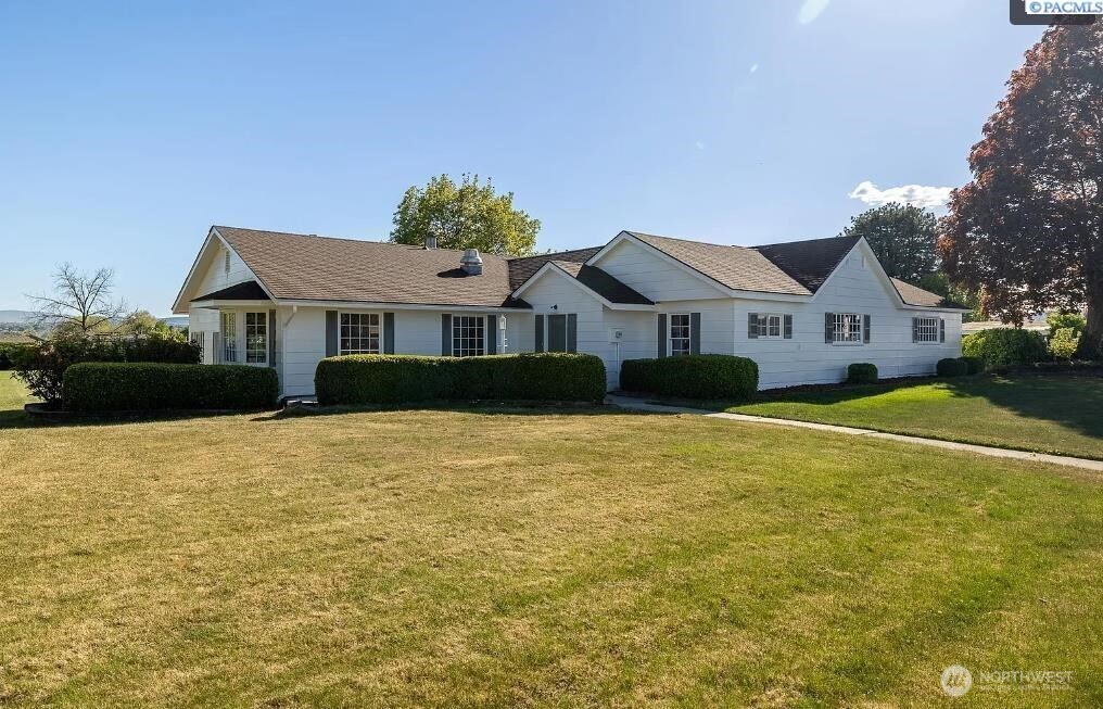 7108 W Argent
