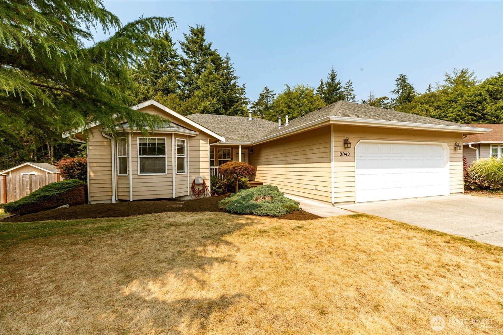 2042 Doe Drive