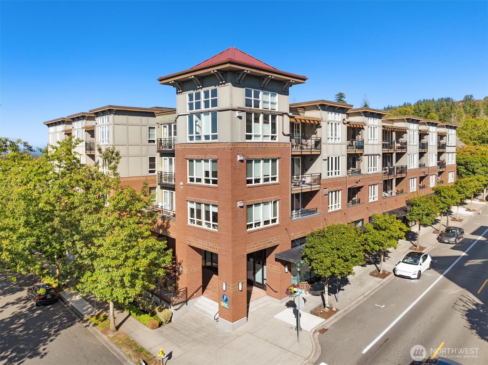 1880 25th Avenue NE #210