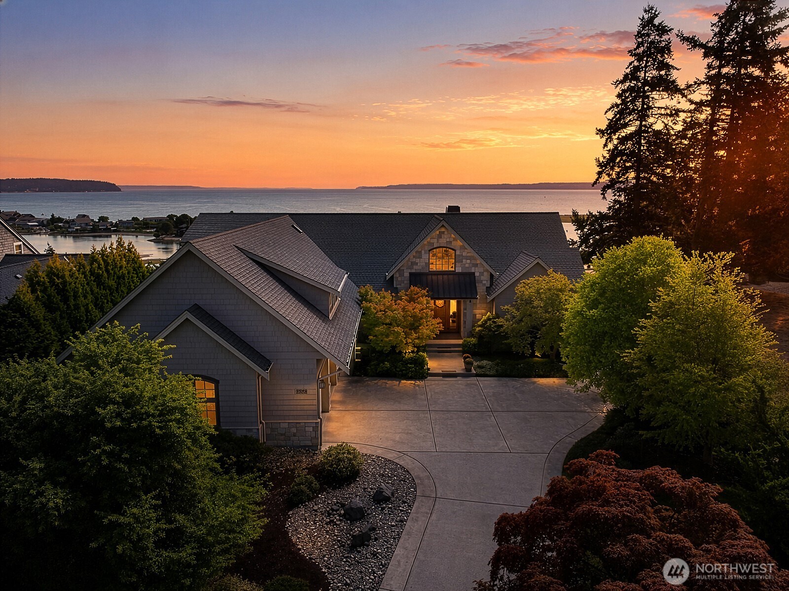 2382 Soundview Drive