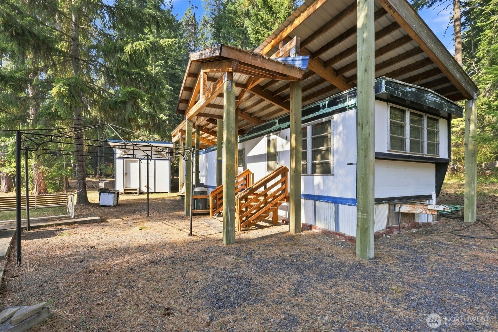 570 W Pacific Avenue