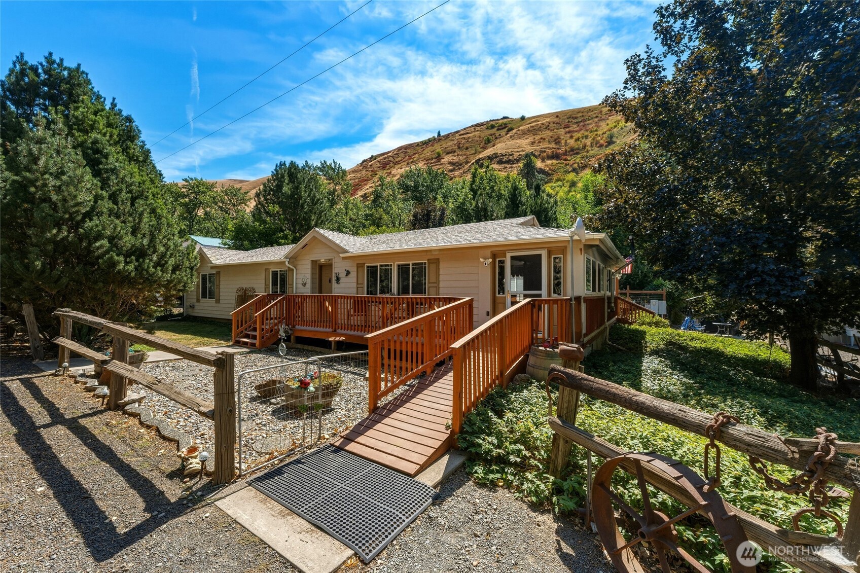 112 Tum A Lum Lane