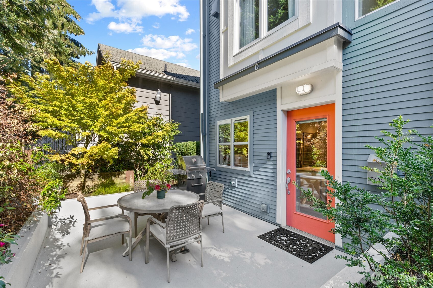 300 26th Avenue E #D