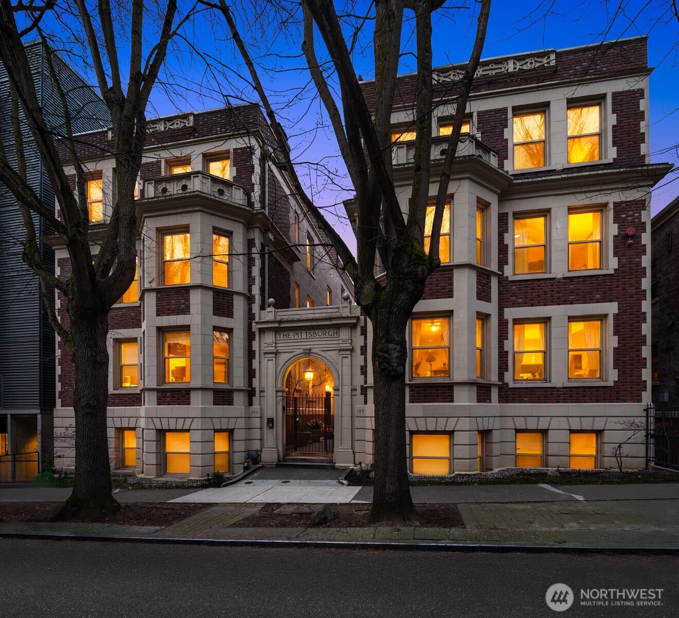 129 Warren Avenue N #G