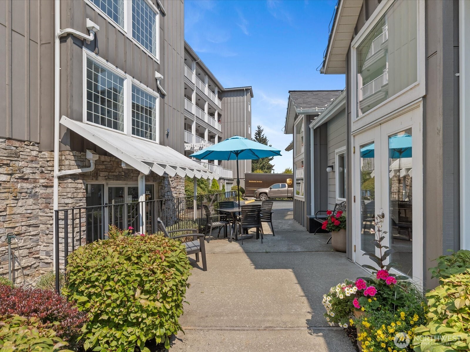1318 37th Street #1202