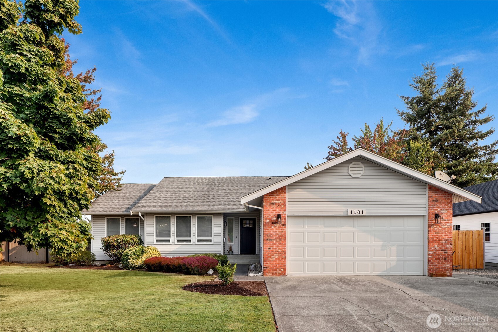 1101 Cascade Way