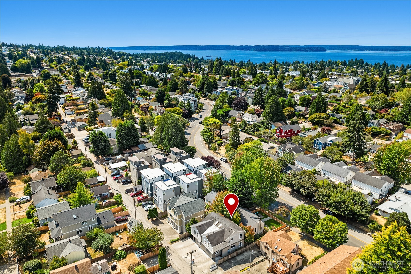 5614 Fauntleroy Way SW
