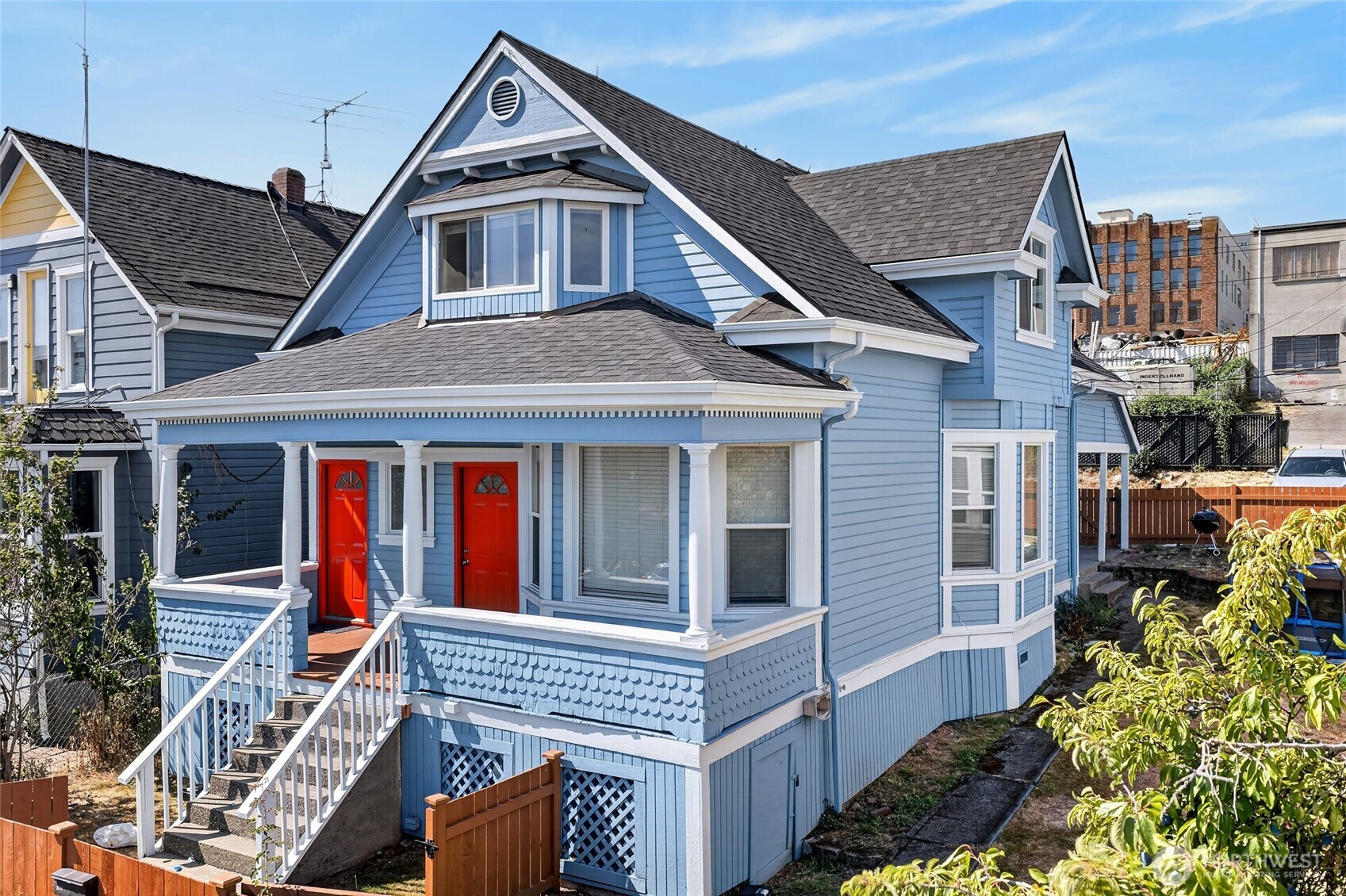 2346 Fawcett Avenue