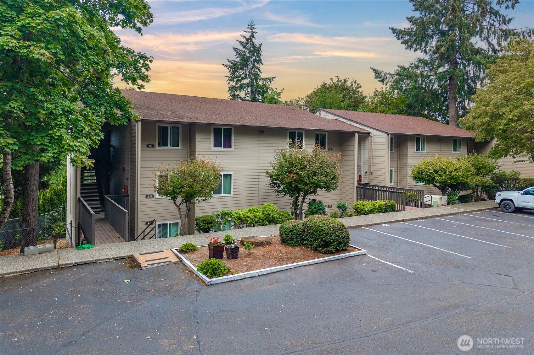 303 Kenyon Street NW #2A