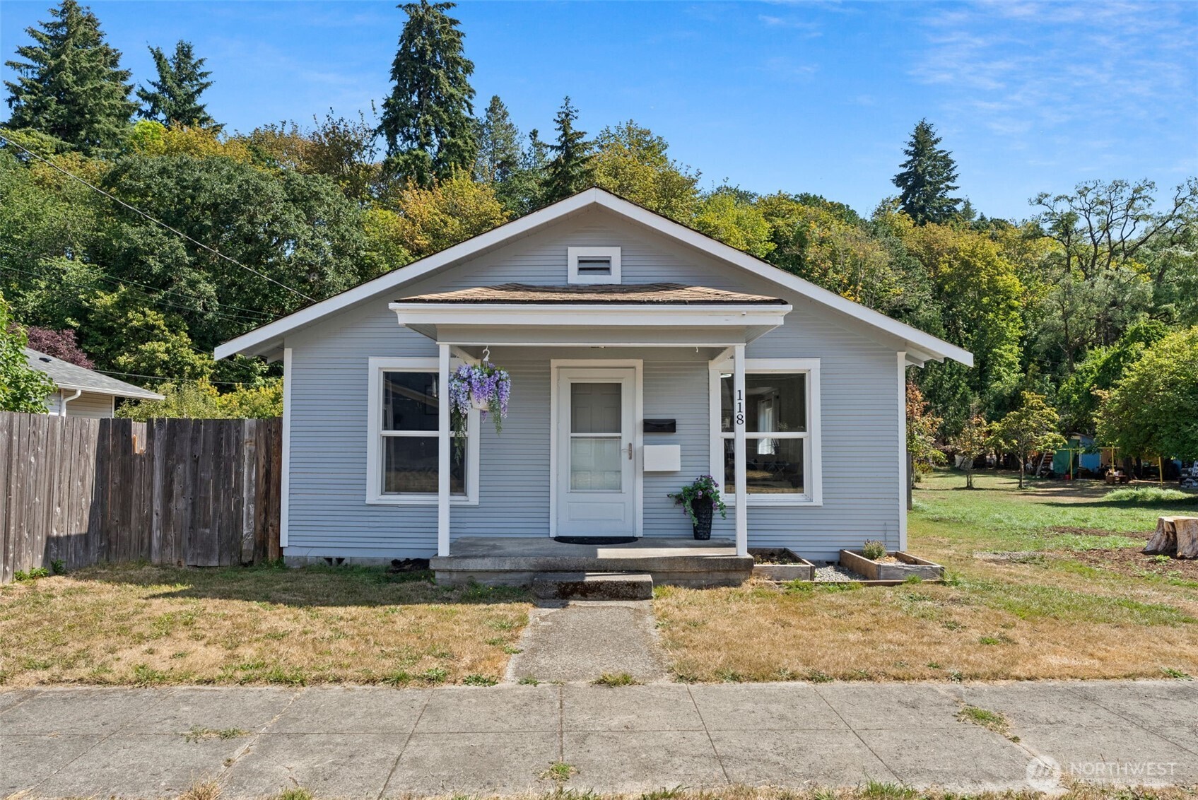 118 N Buckner Street