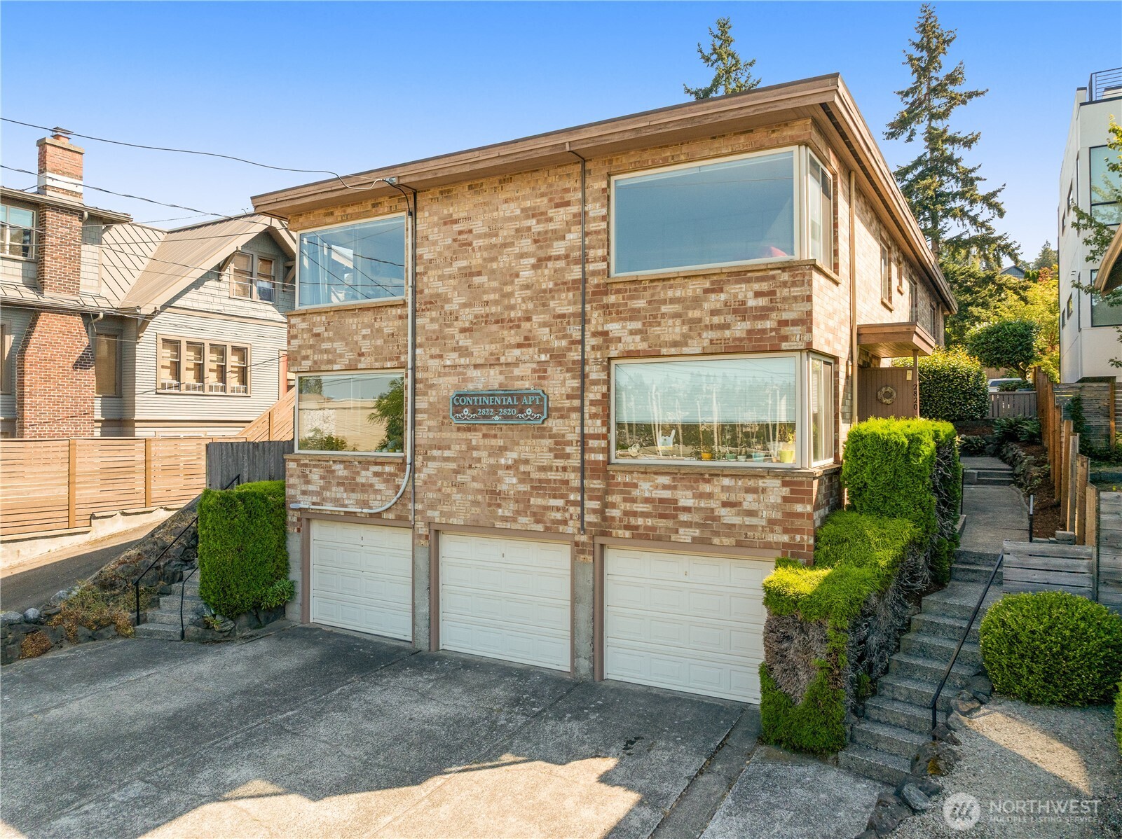 2822 14th Avenue W