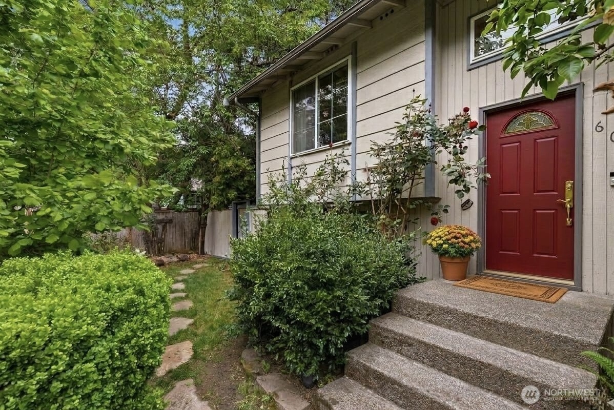 608 School Street SE — home for sale