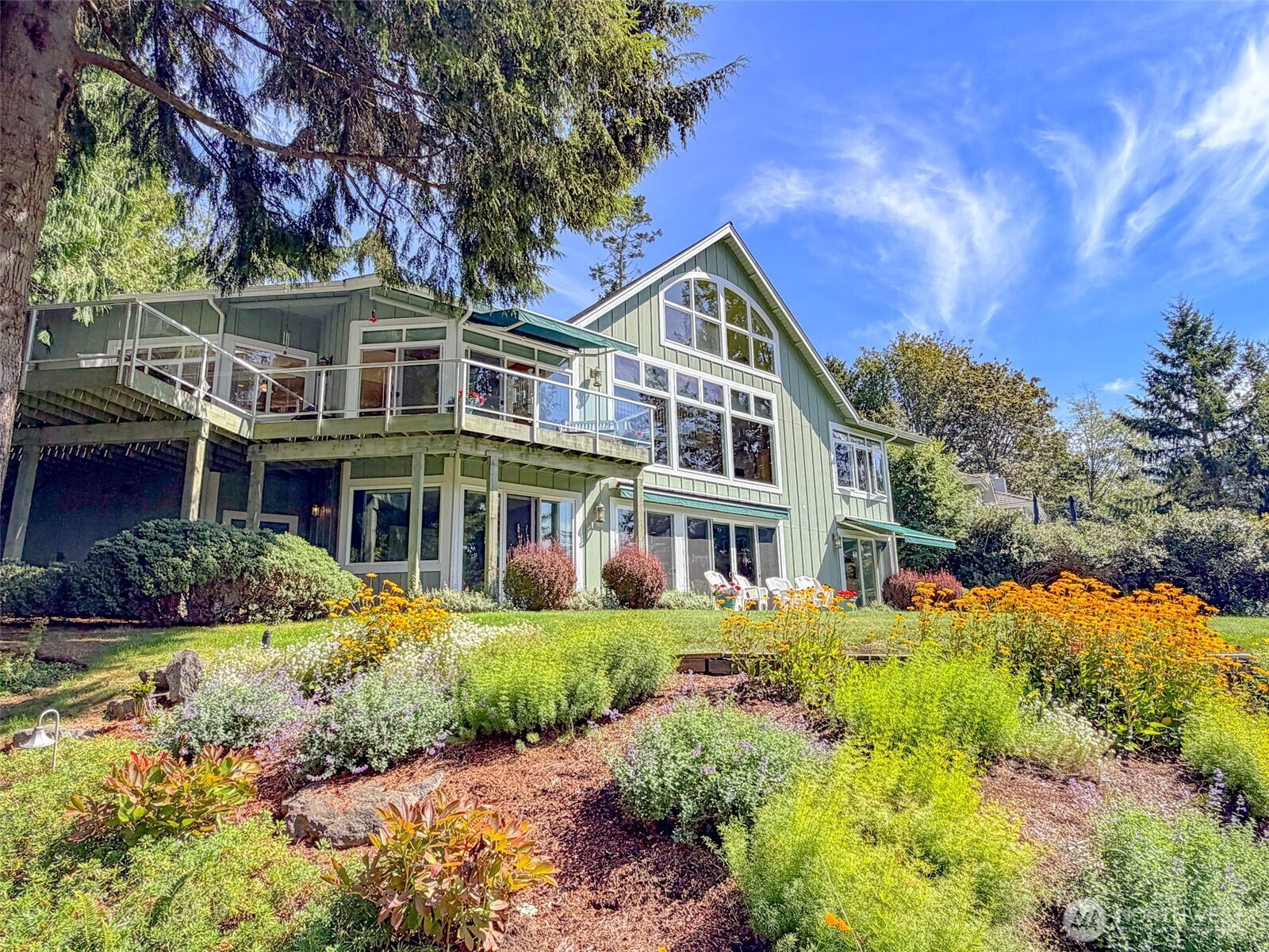 81 W Ludlow Point Road