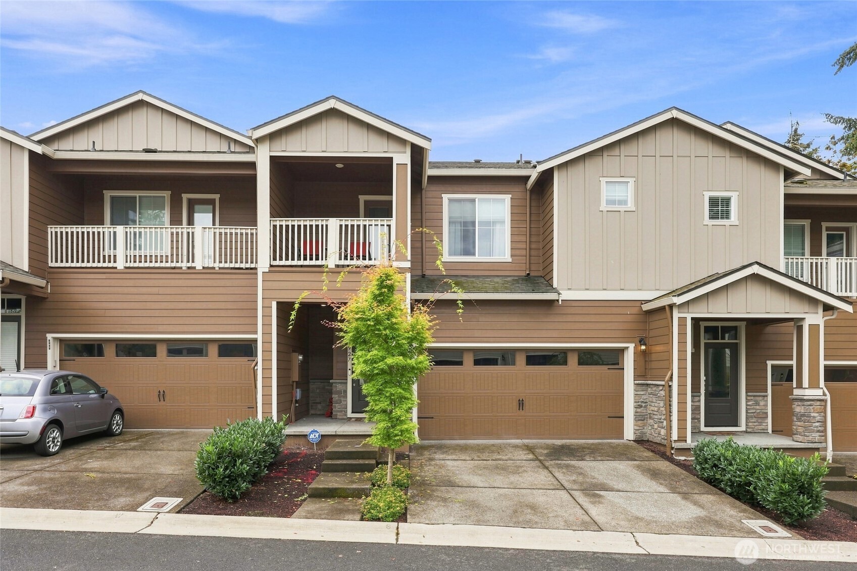 1927 NE 101st Circle — home for sale