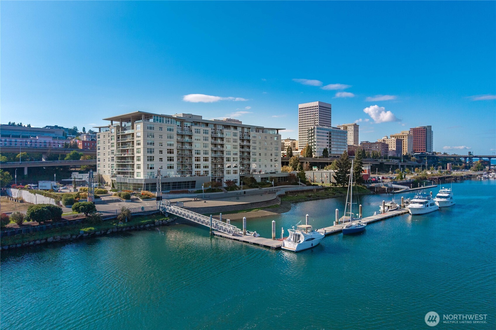 1515 Dock Street #706