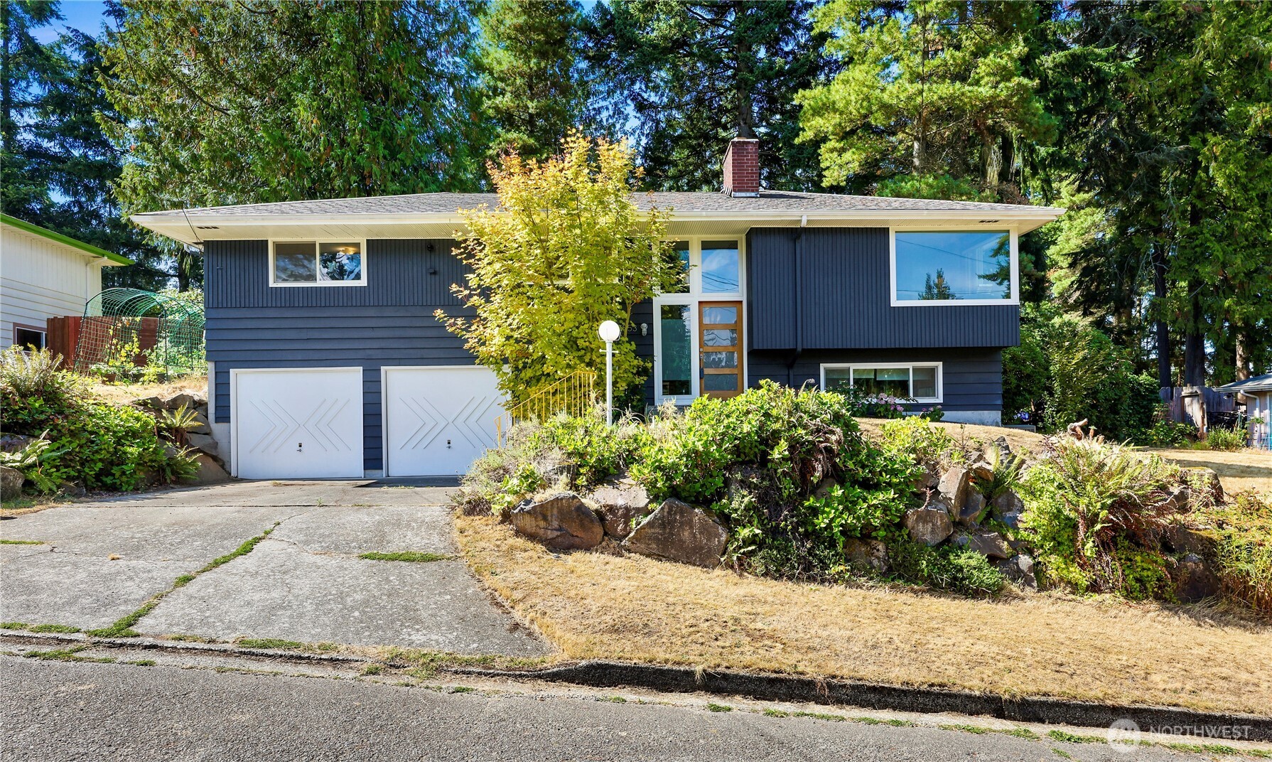 17553 7th Avenue NE
