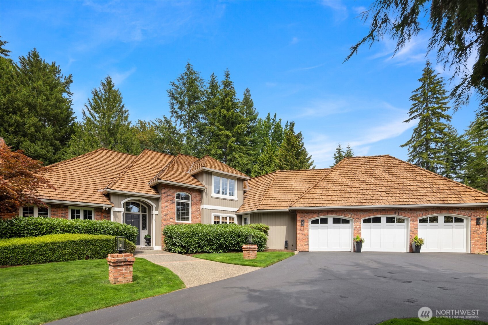 22008 NE 66th Place