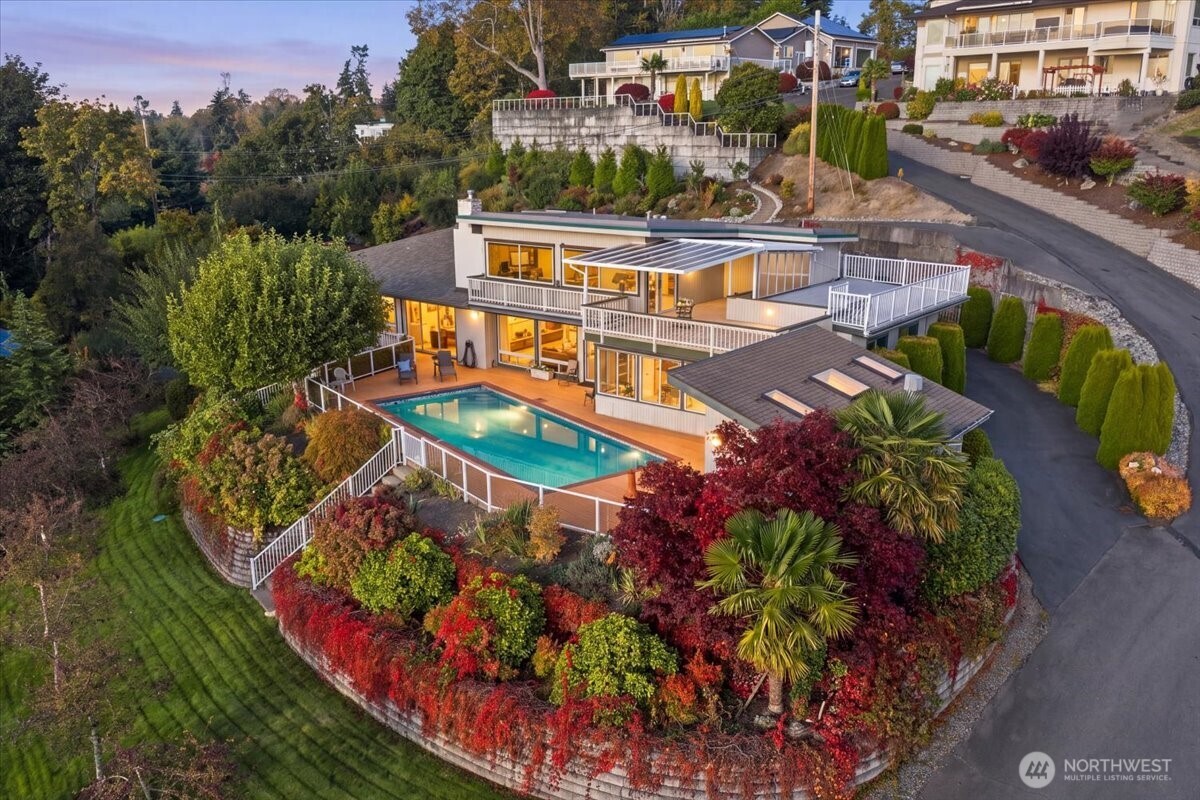 1124 S 274th Place — home for sale