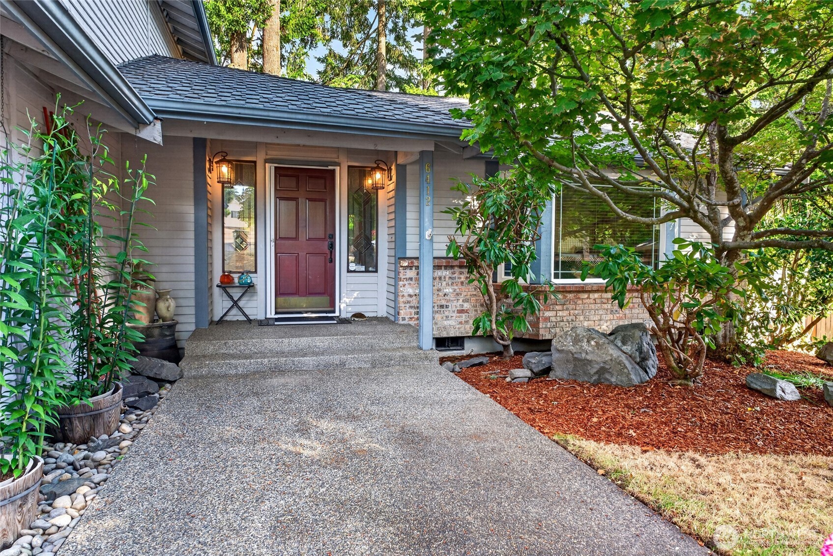 6412 45th Street W