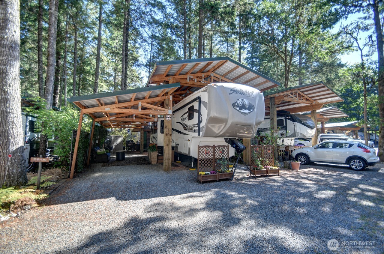 1546 Reservation Road SE #85