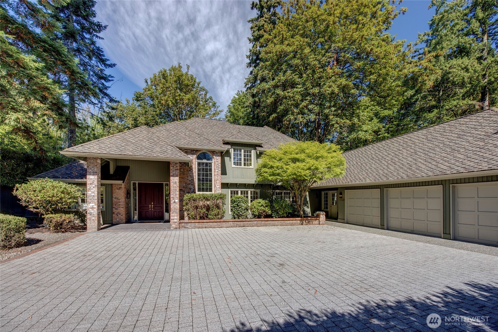 8140 Evergreen Lane