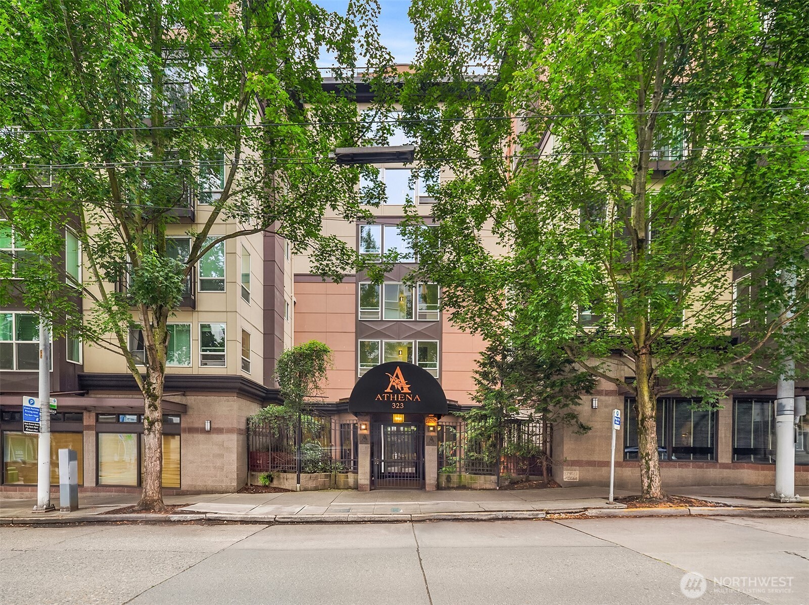 323 Queen Anne Avenue N #217