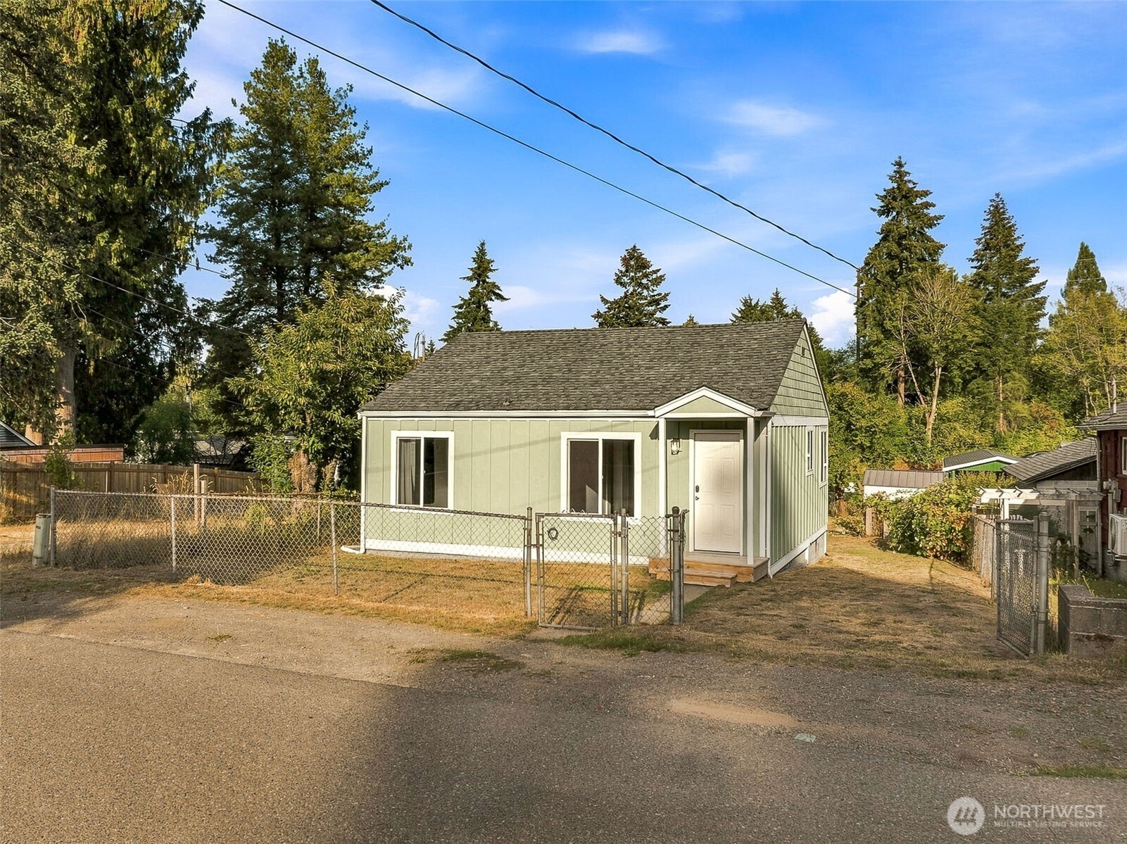 1435 Garrison Avenue