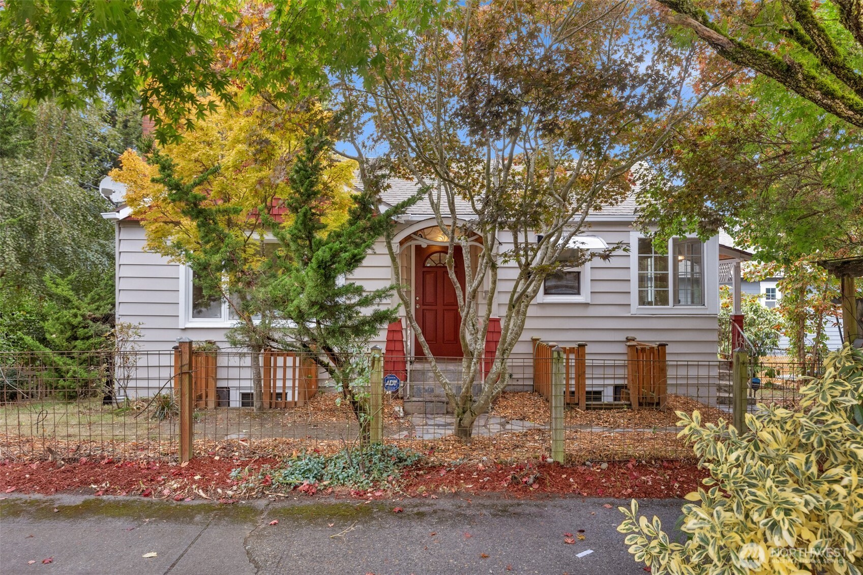 8 W Fulton Street — home for sale