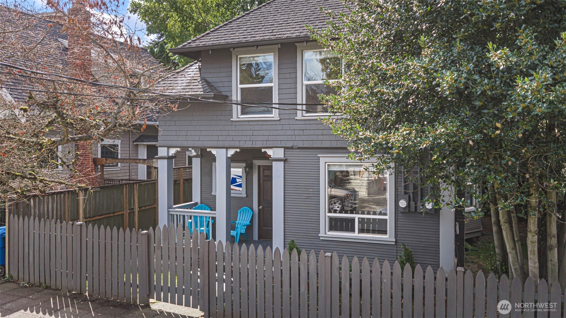 2307 E Columbia Street