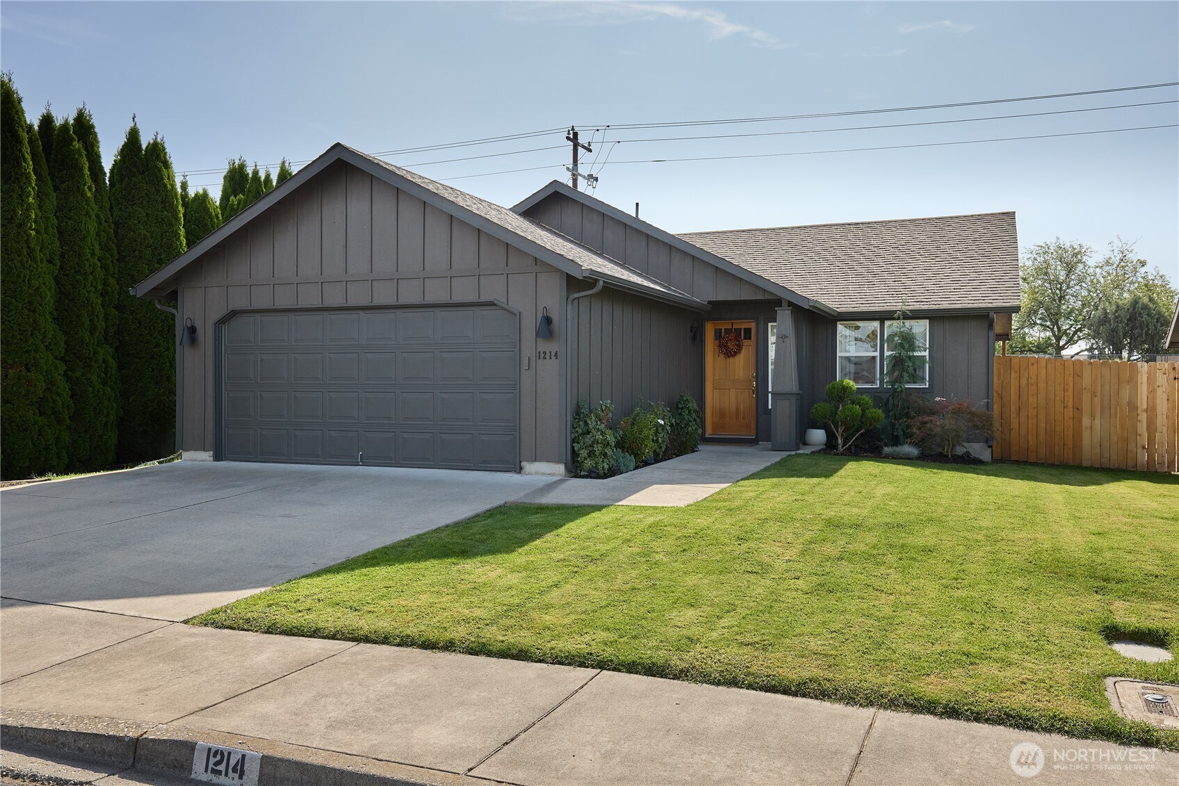 1214 SE Scenic View Dr