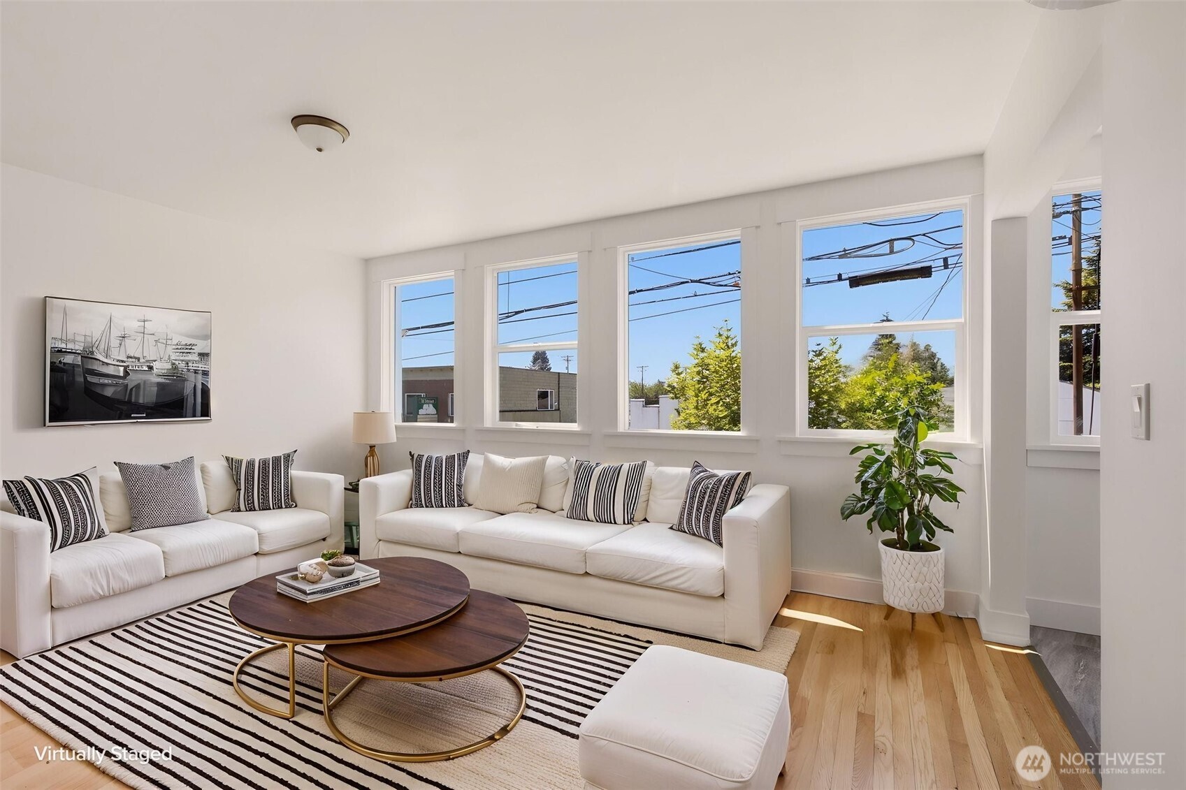 5435 S M Street #201