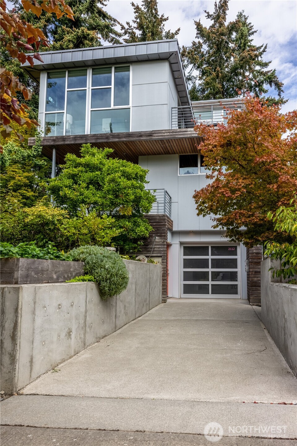 2112 N 46th Street