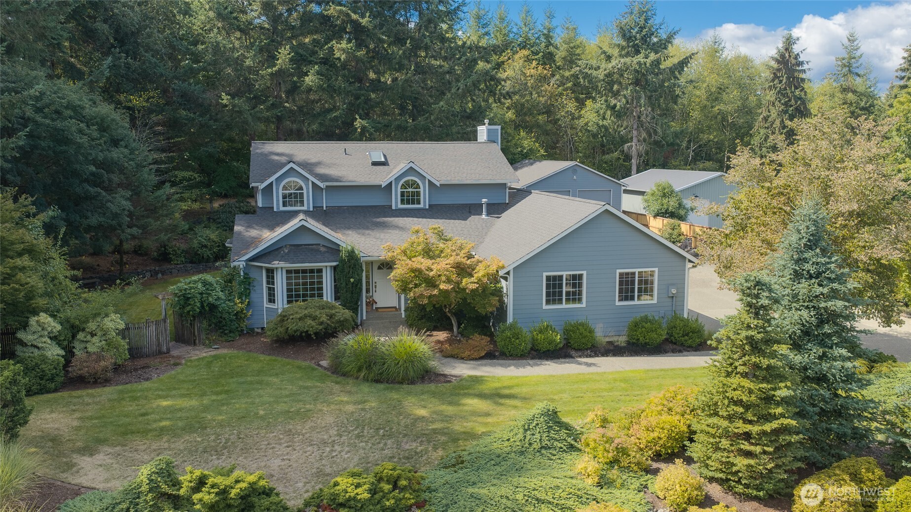 7139 Deerfield Park Drive NE