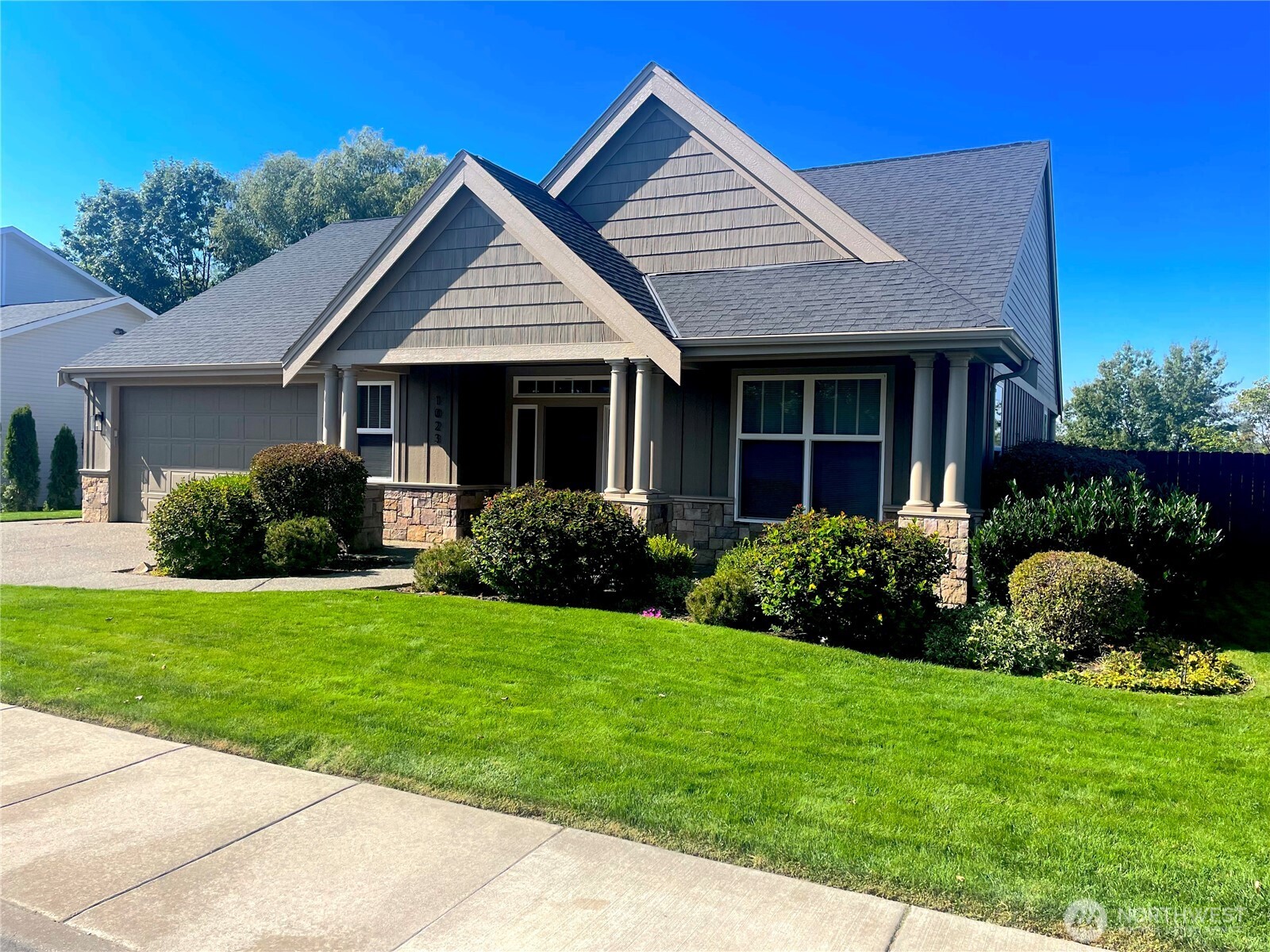 1023 SE Sentry Drive