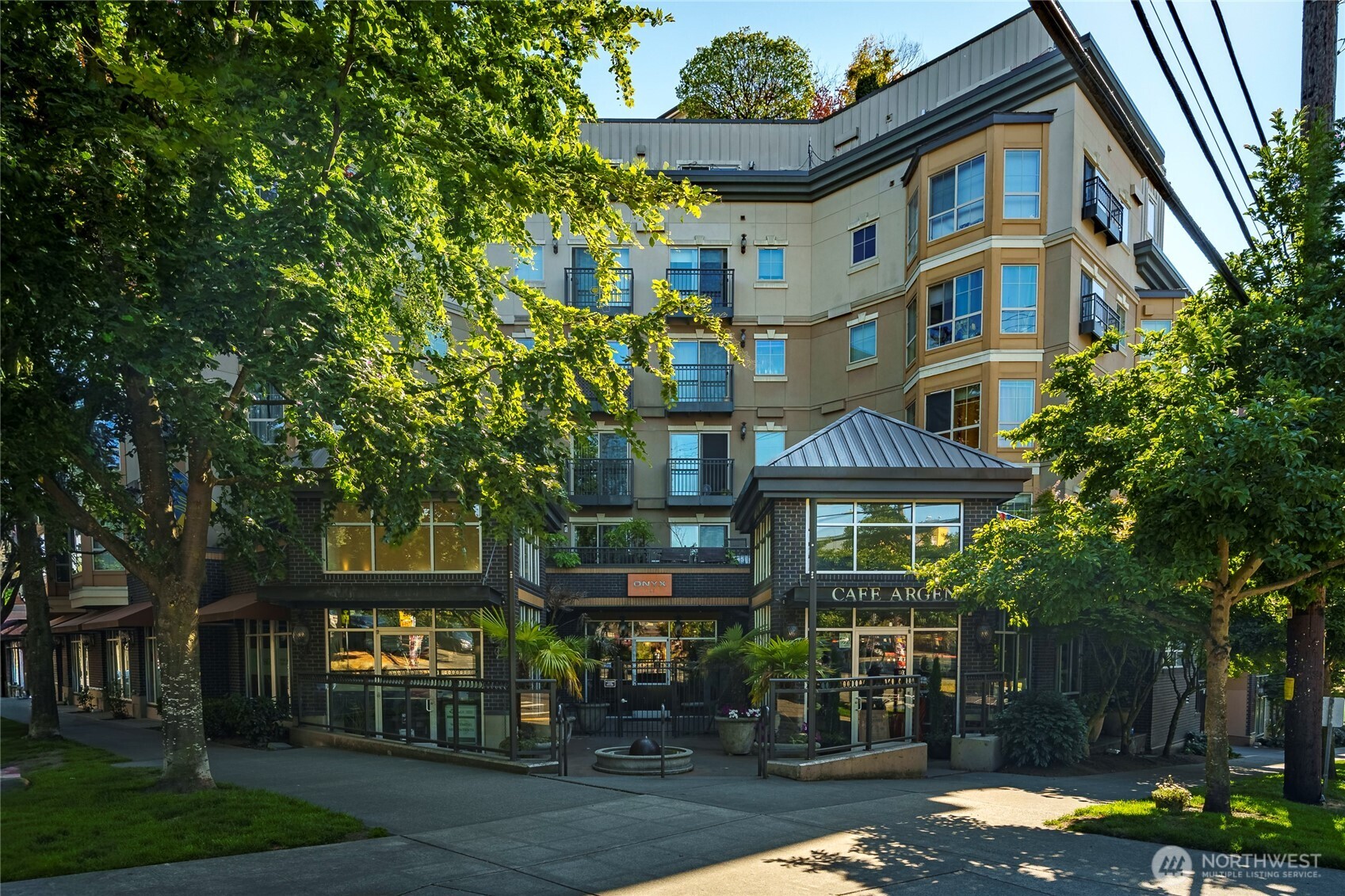 1125 E Olive #202