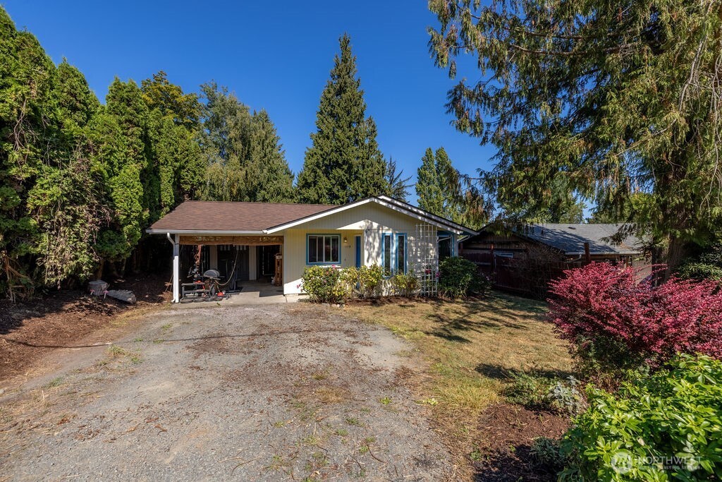 1115 W Hazel Street