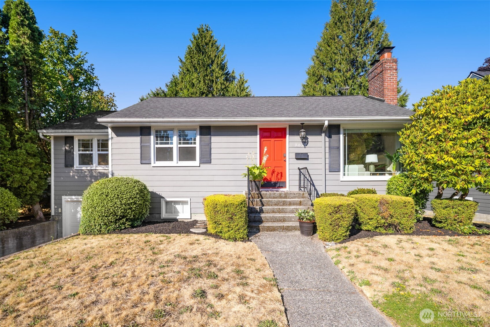 8039 40th Avenue NE