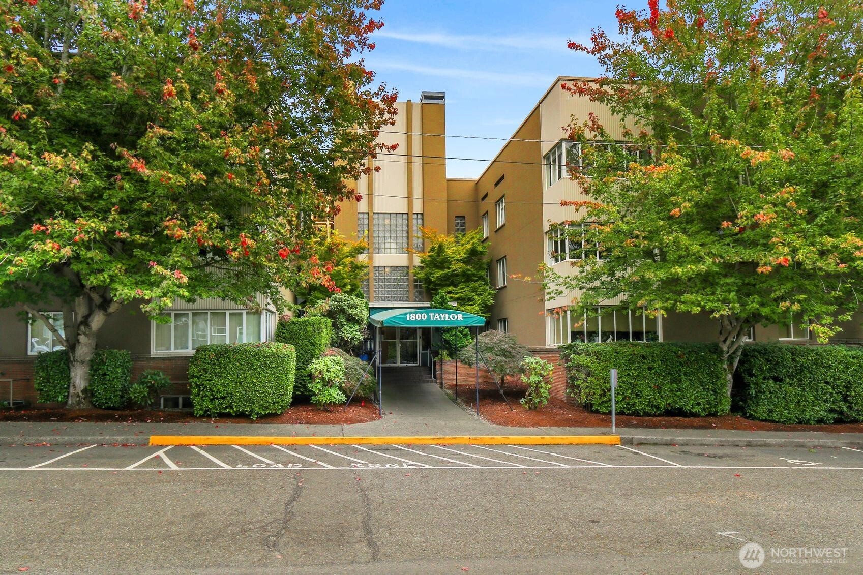 1800 Taylor Avenue N #102
