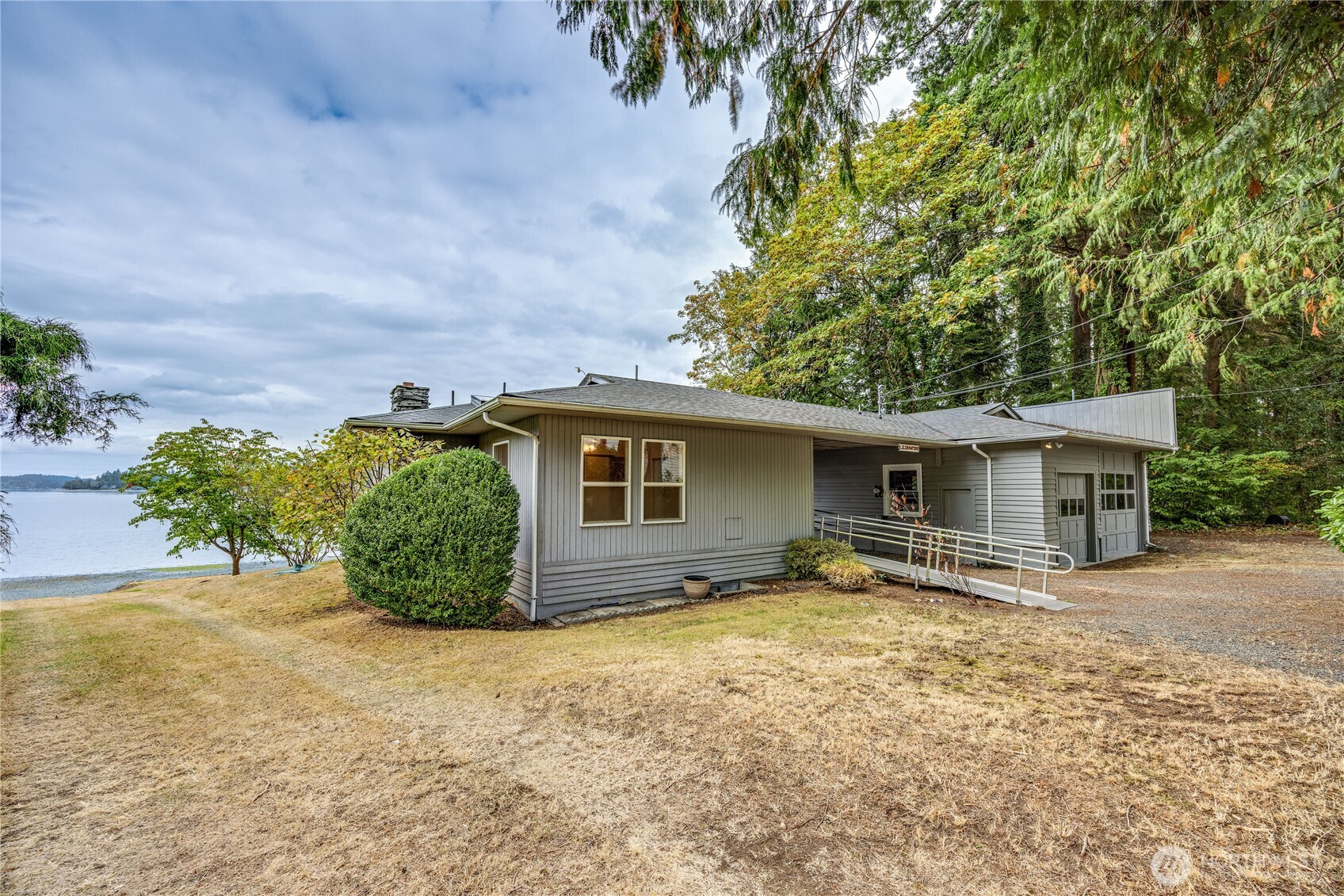 1536 Shorewood Drive