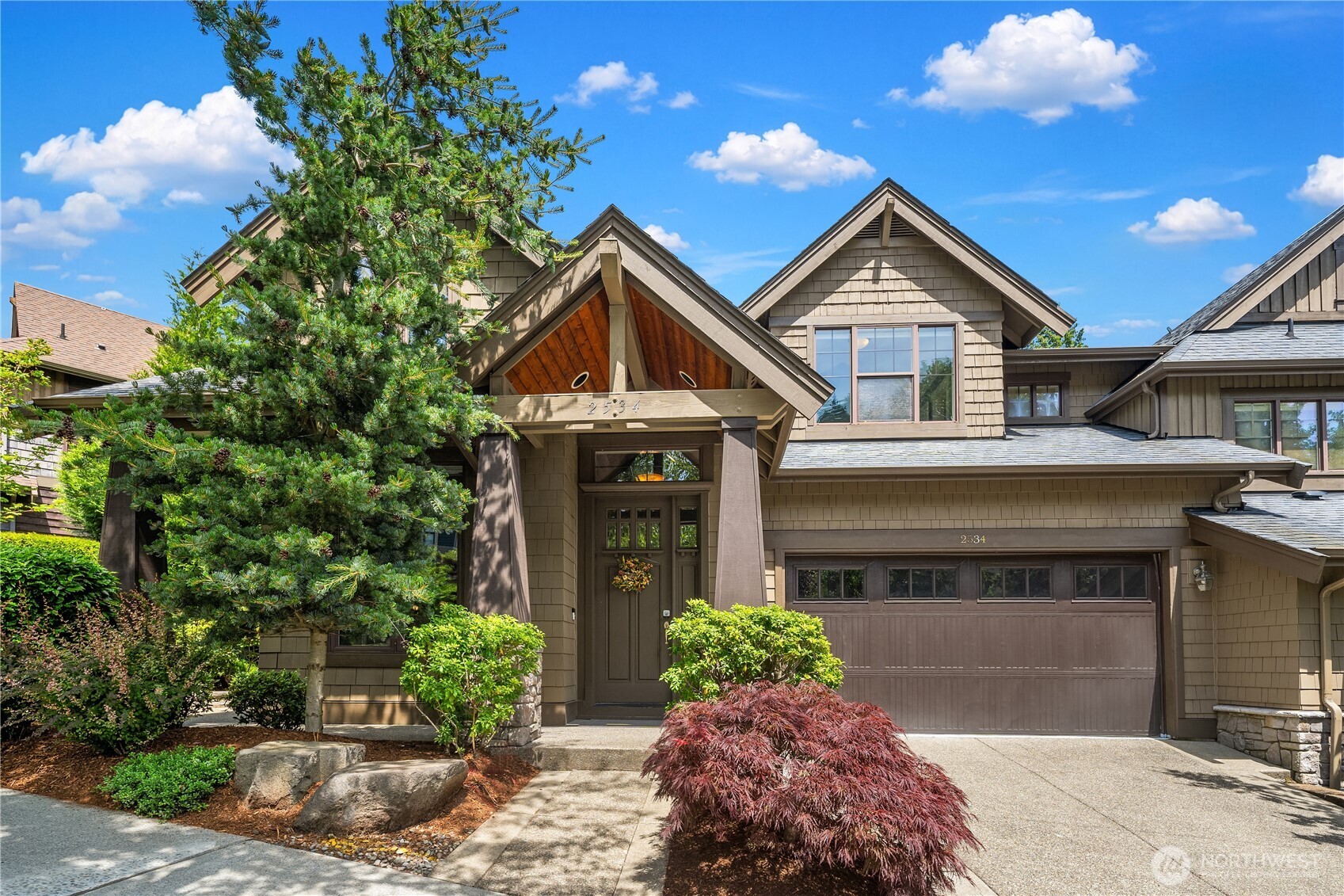 2534 NW Stoney Creek Drive