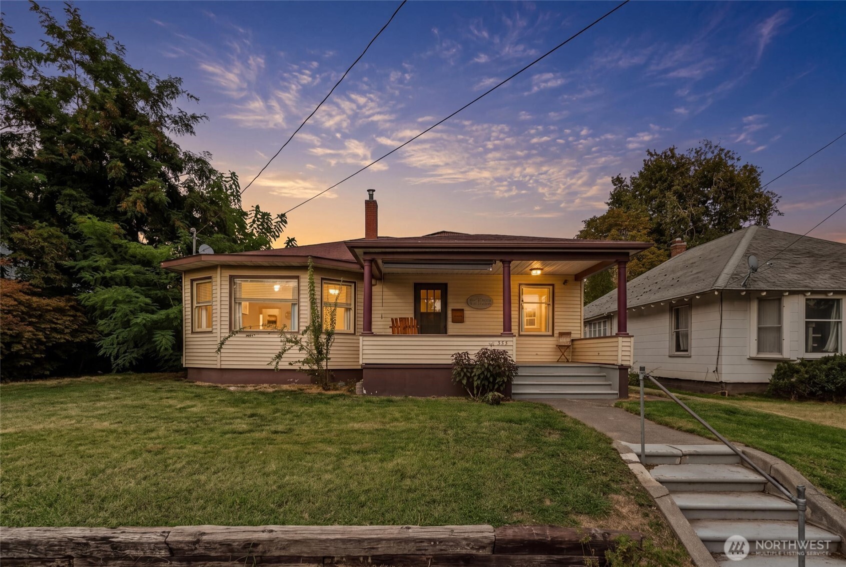 353 S 4th Avenue