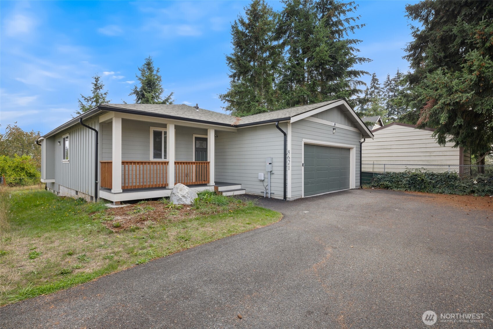 8621 S M Street — home for sale