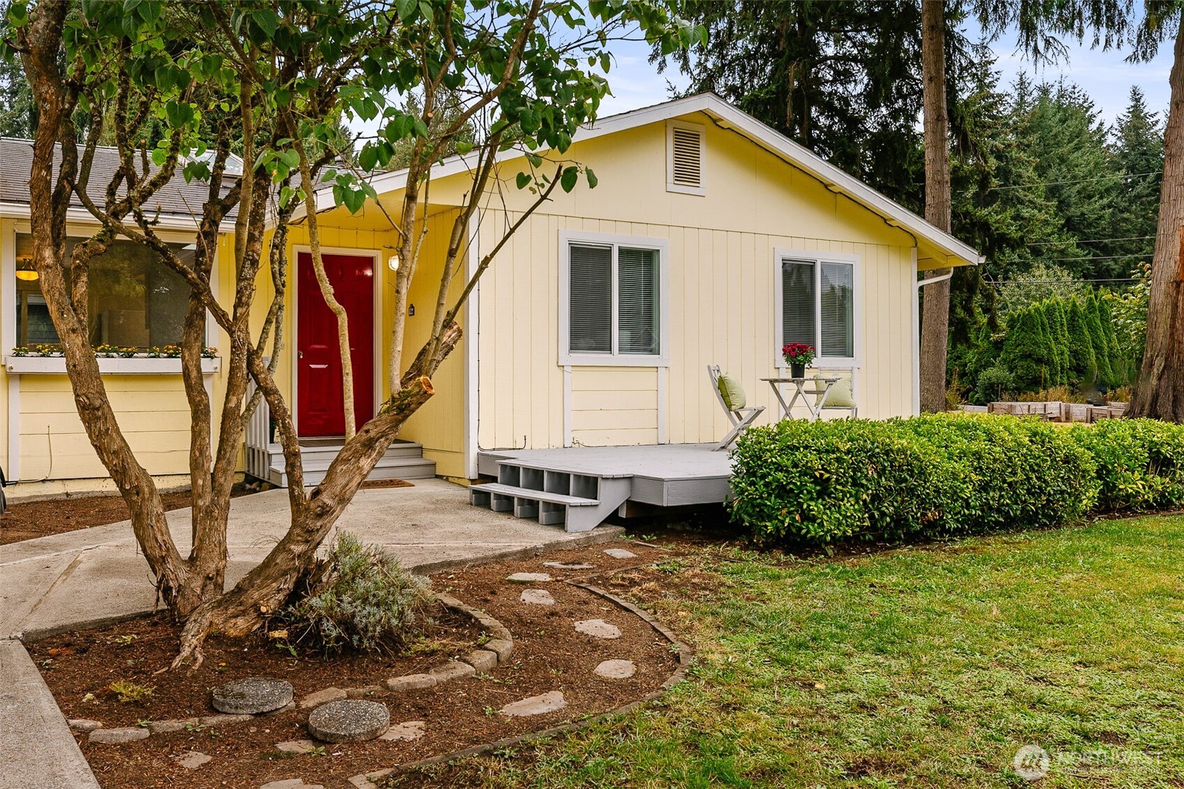 22120 Sea Vista NE