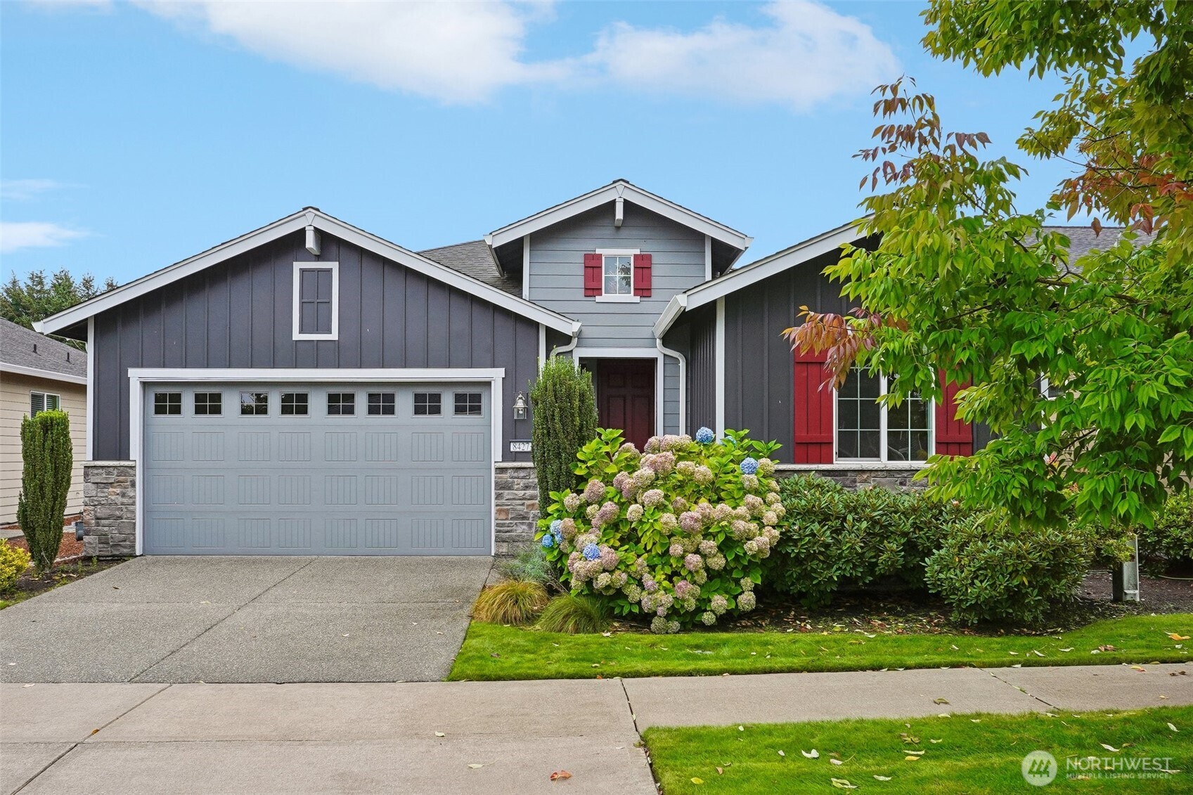 8427 Orcas Loop NE