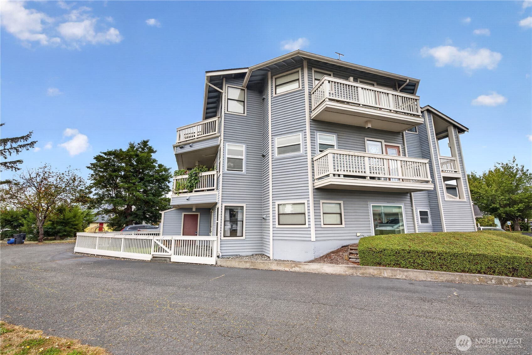 651 SE Bayshore Drive #A101