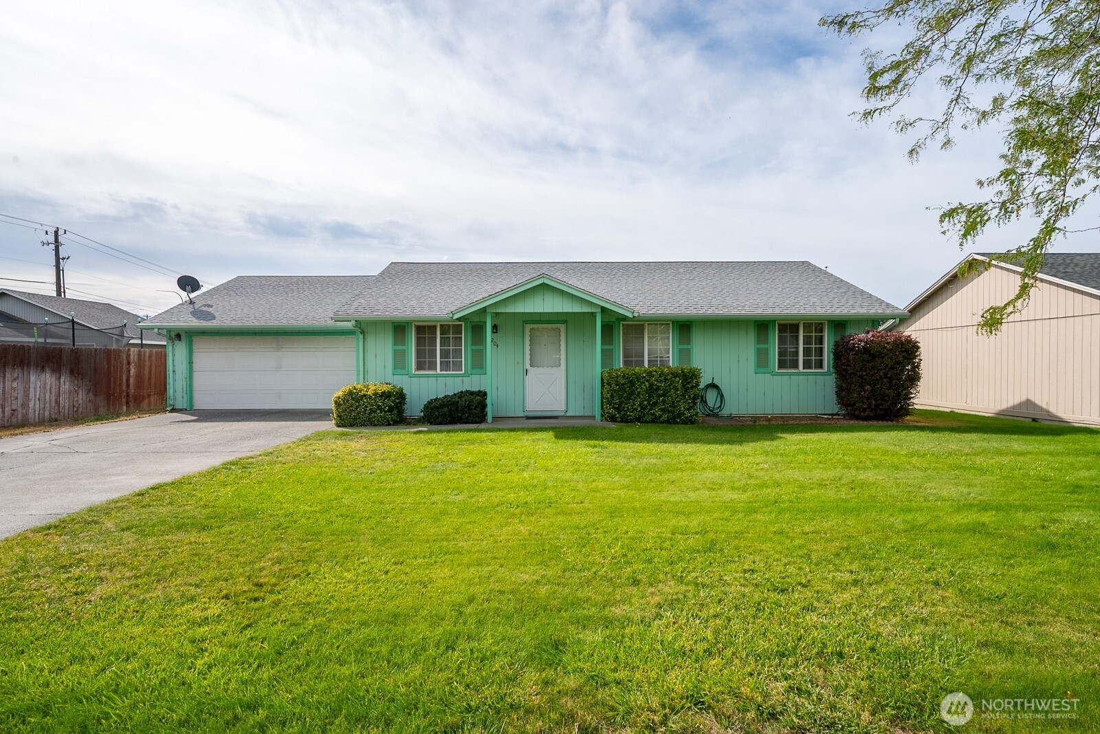 1204 E Hayden Drive