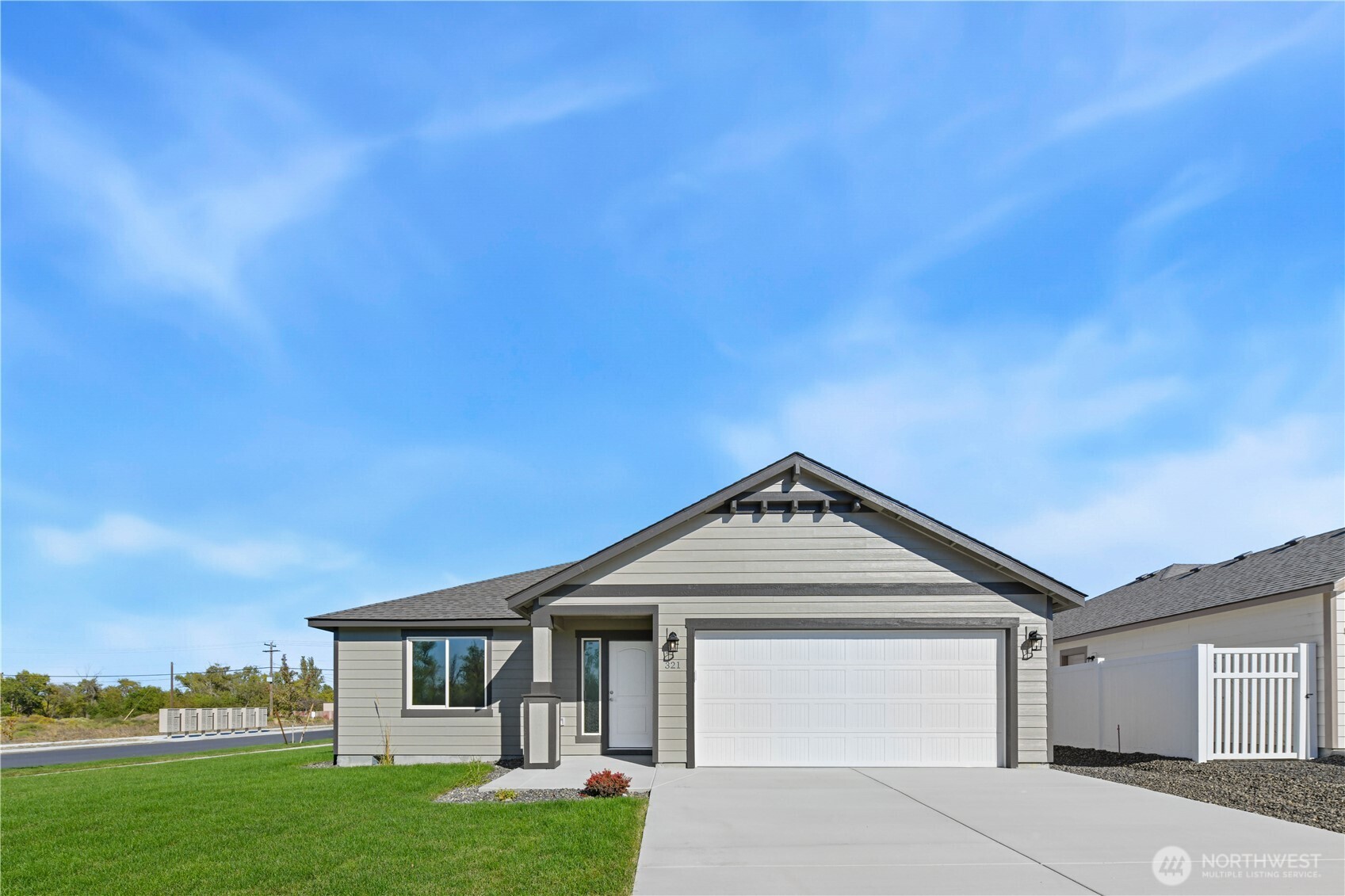 321 N Lessor Loop