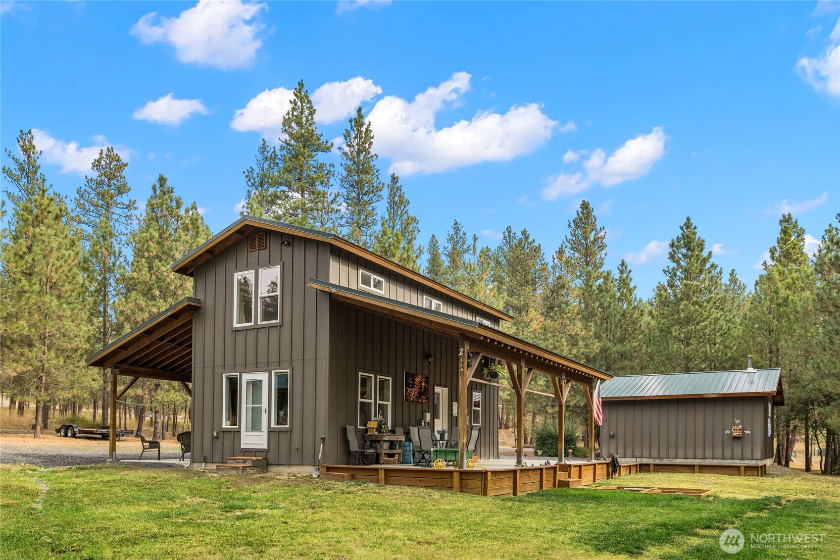 820 Loping Lane