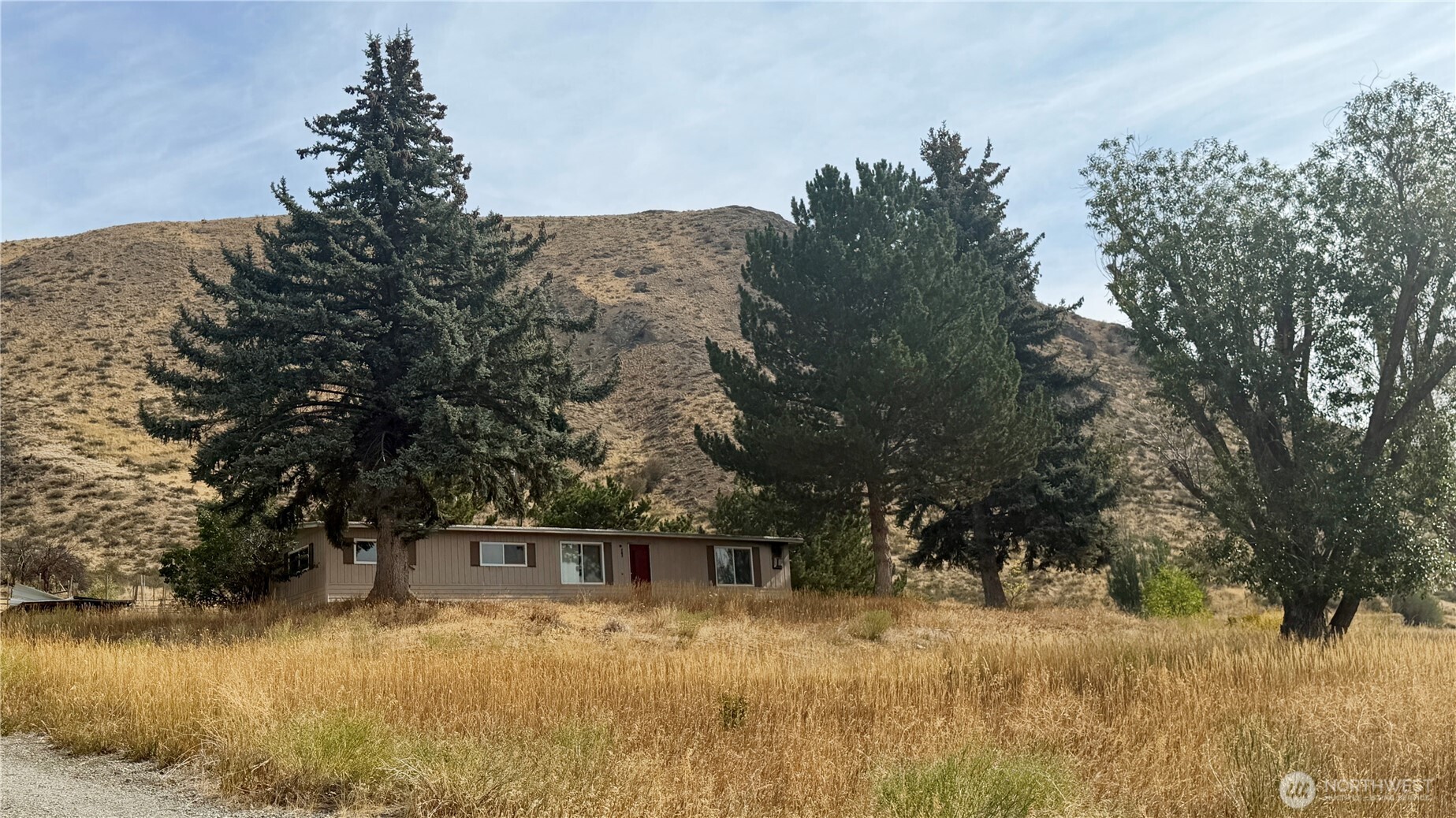762 Twisp-Winthrop Eastside Road